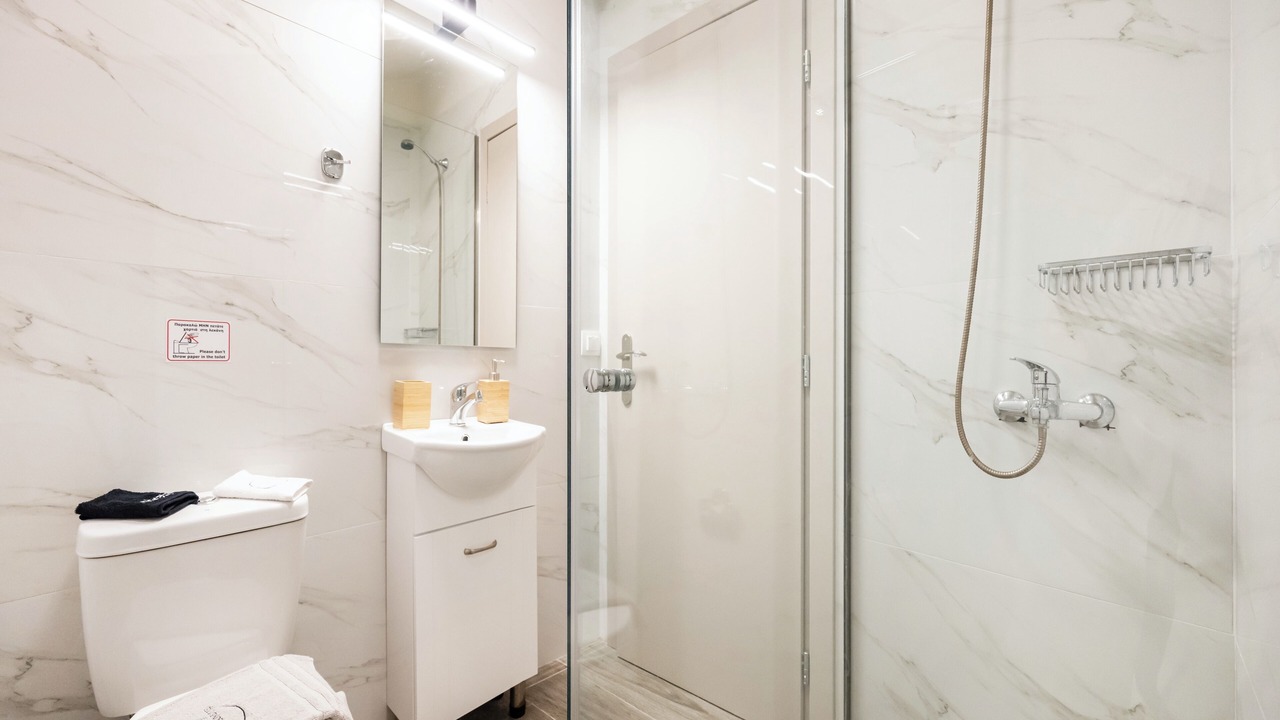 Photo of Bathroom in Perigiali