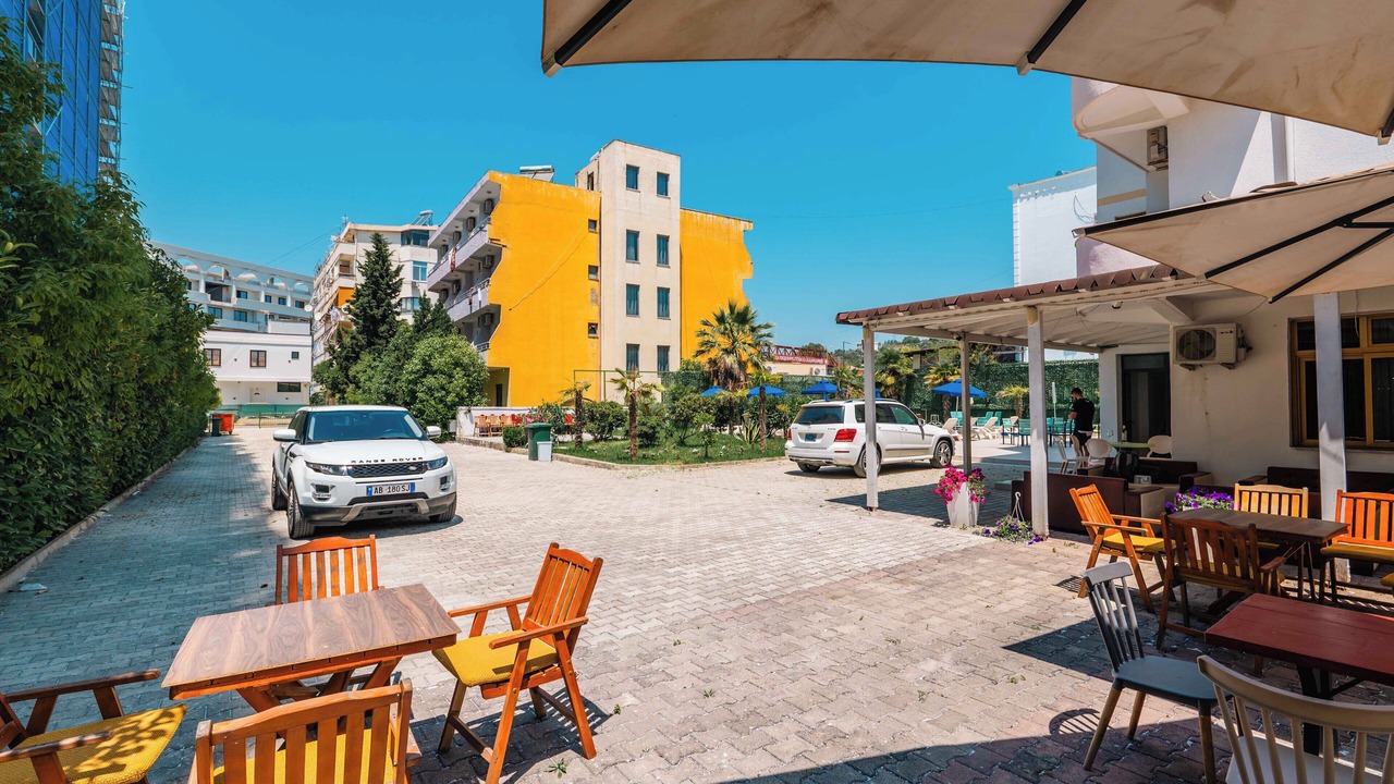 Photo of Outdoor in Golem