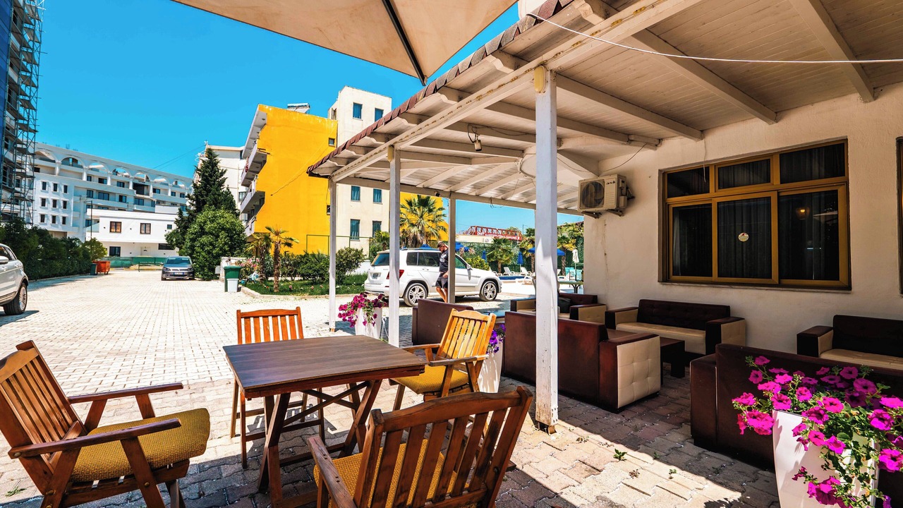 Photo of Outdoor in Golem