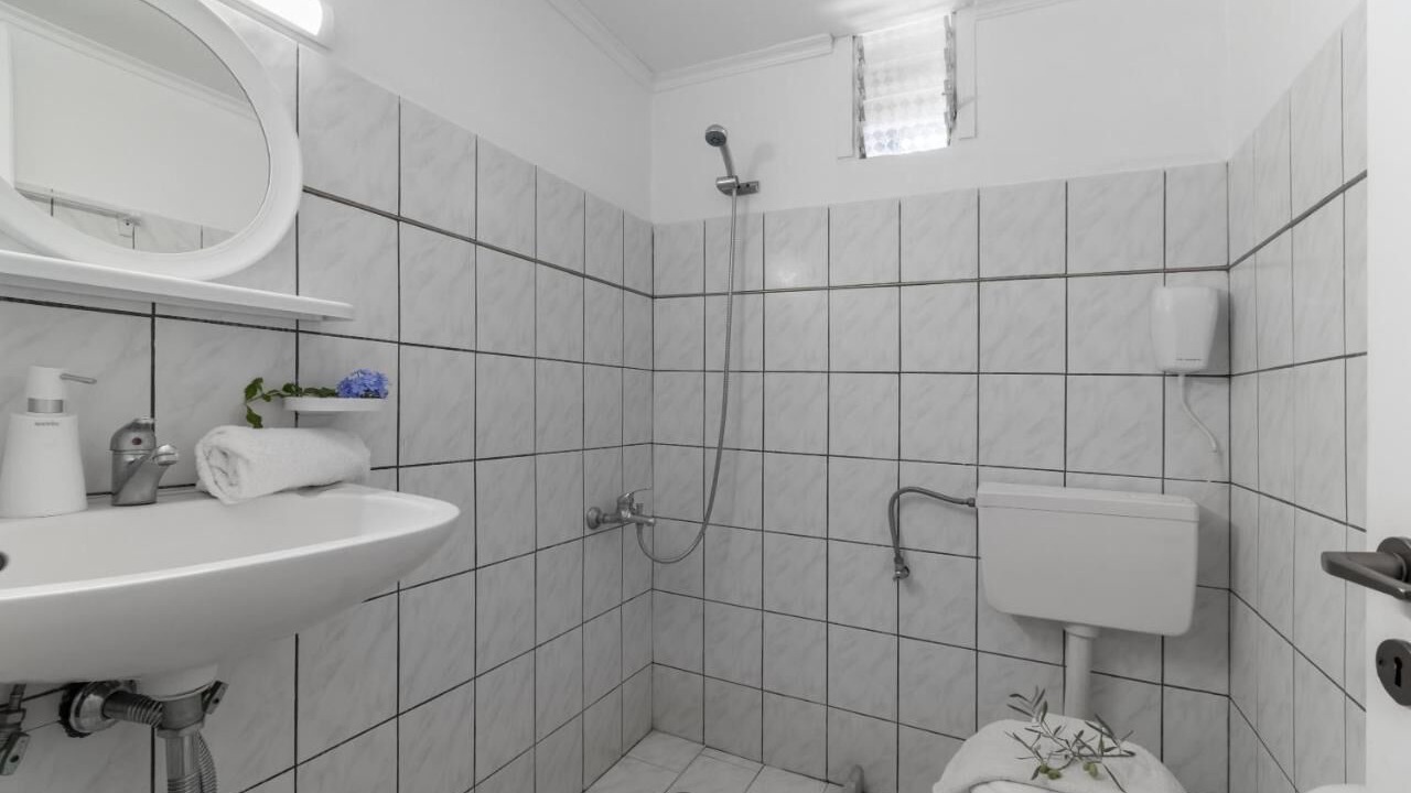 Photo of Bathroom in Nidri