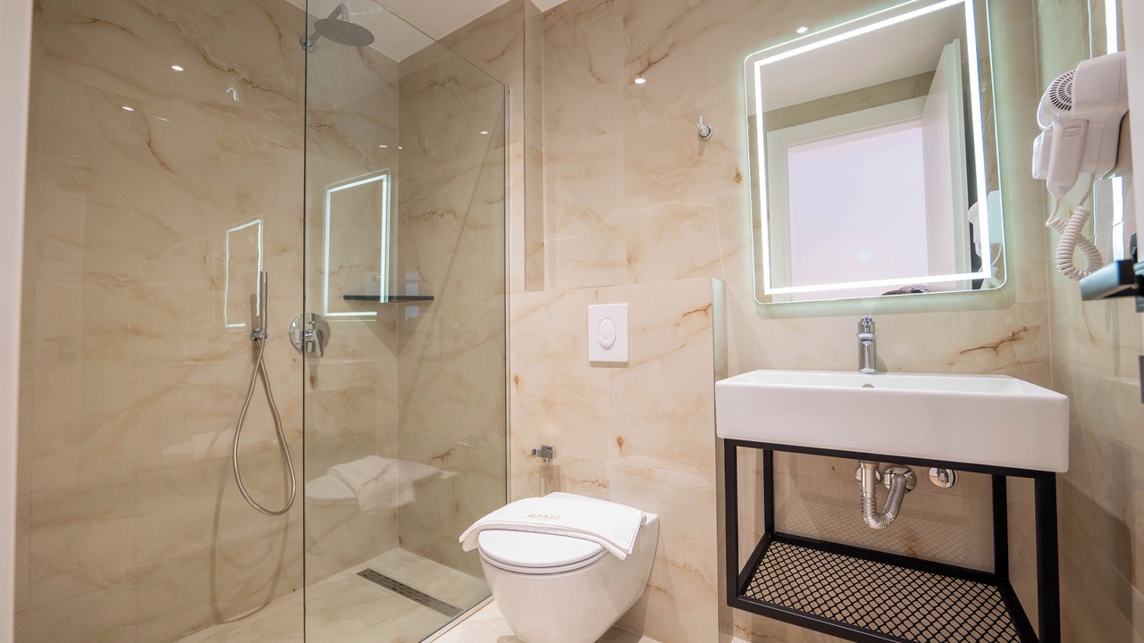 Photo of Bathroom in Sarande