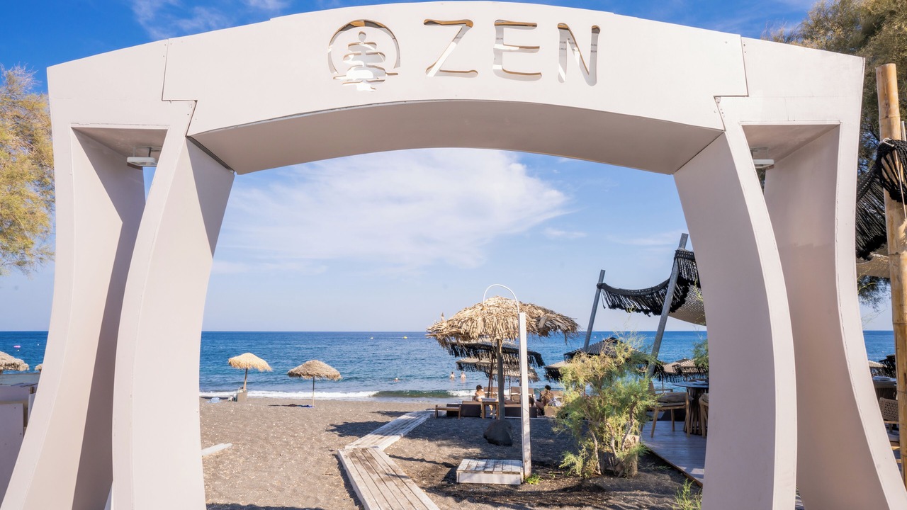 Photo of Outdoor in Perissa