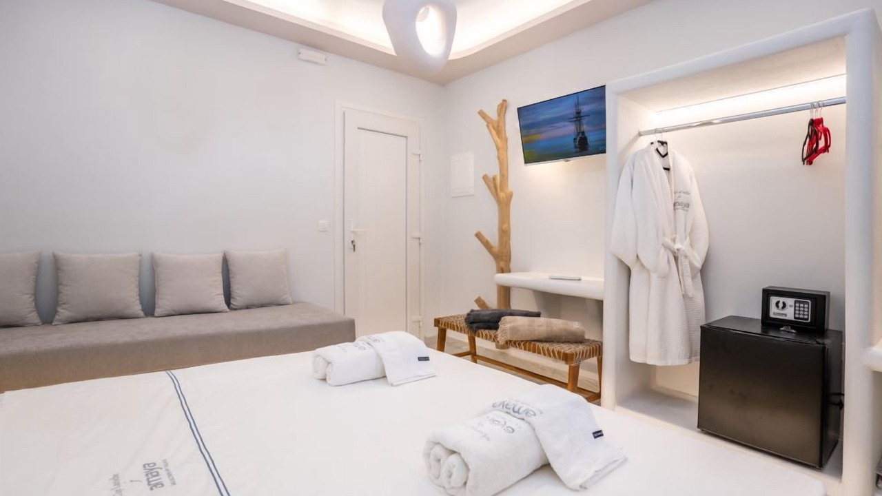 Photo of Bedroom in Perissa