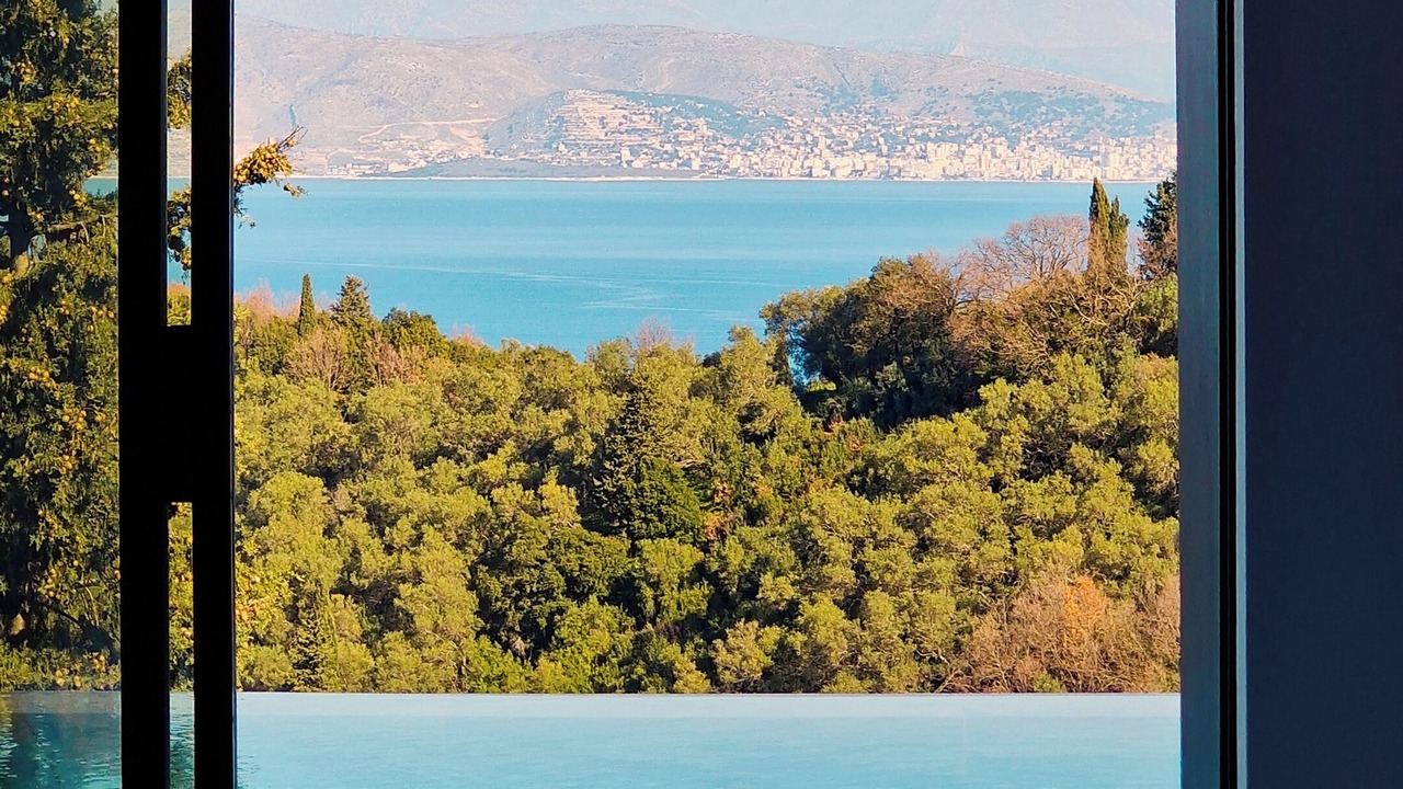 Photo of Outdoor in Petaleia
