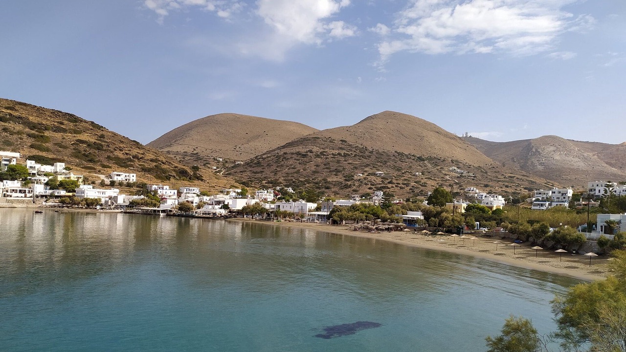 Photo of Others in Kini