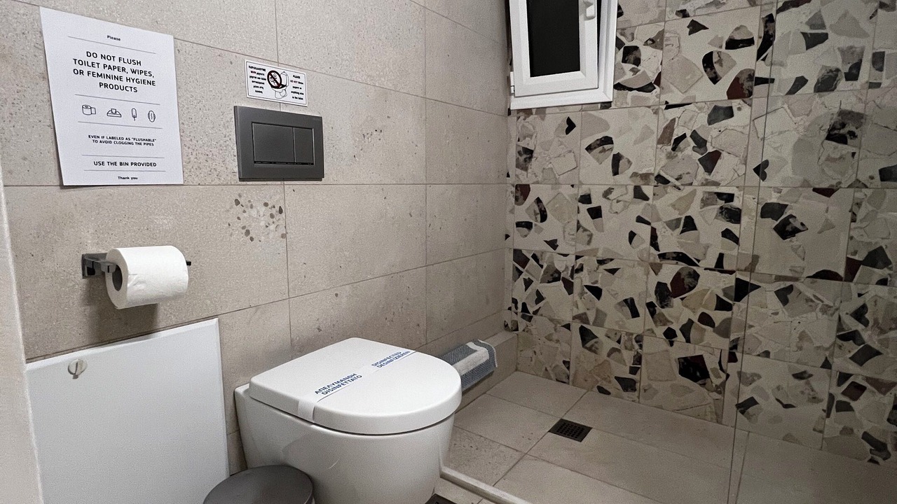 Photo of Bathroom in Makrigianni