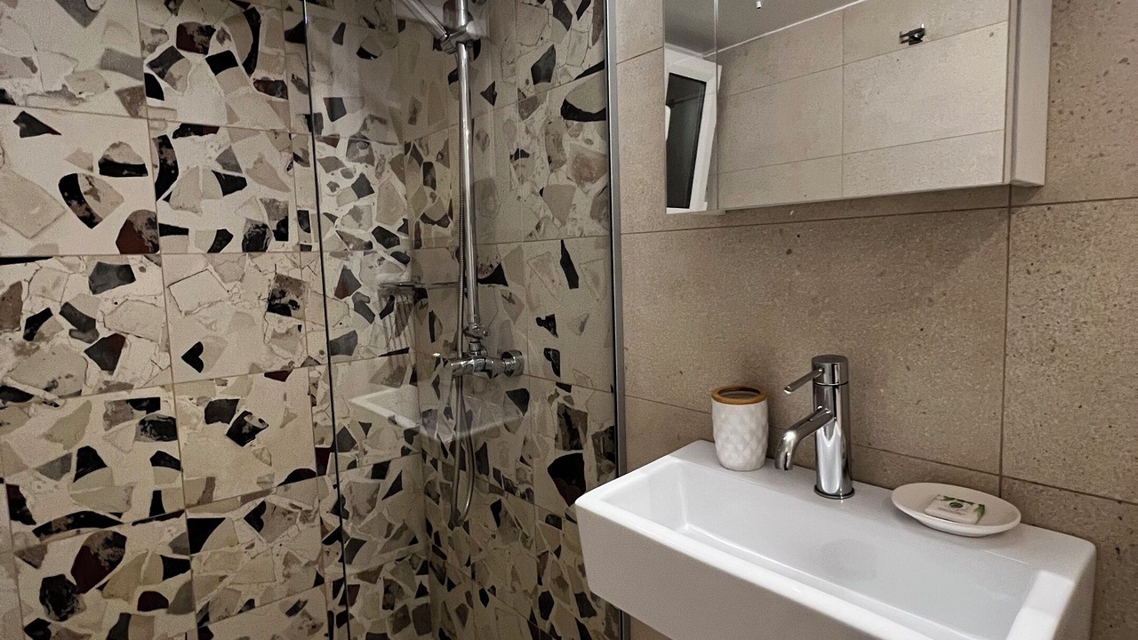 Photo of Bathroom in Makrigianni