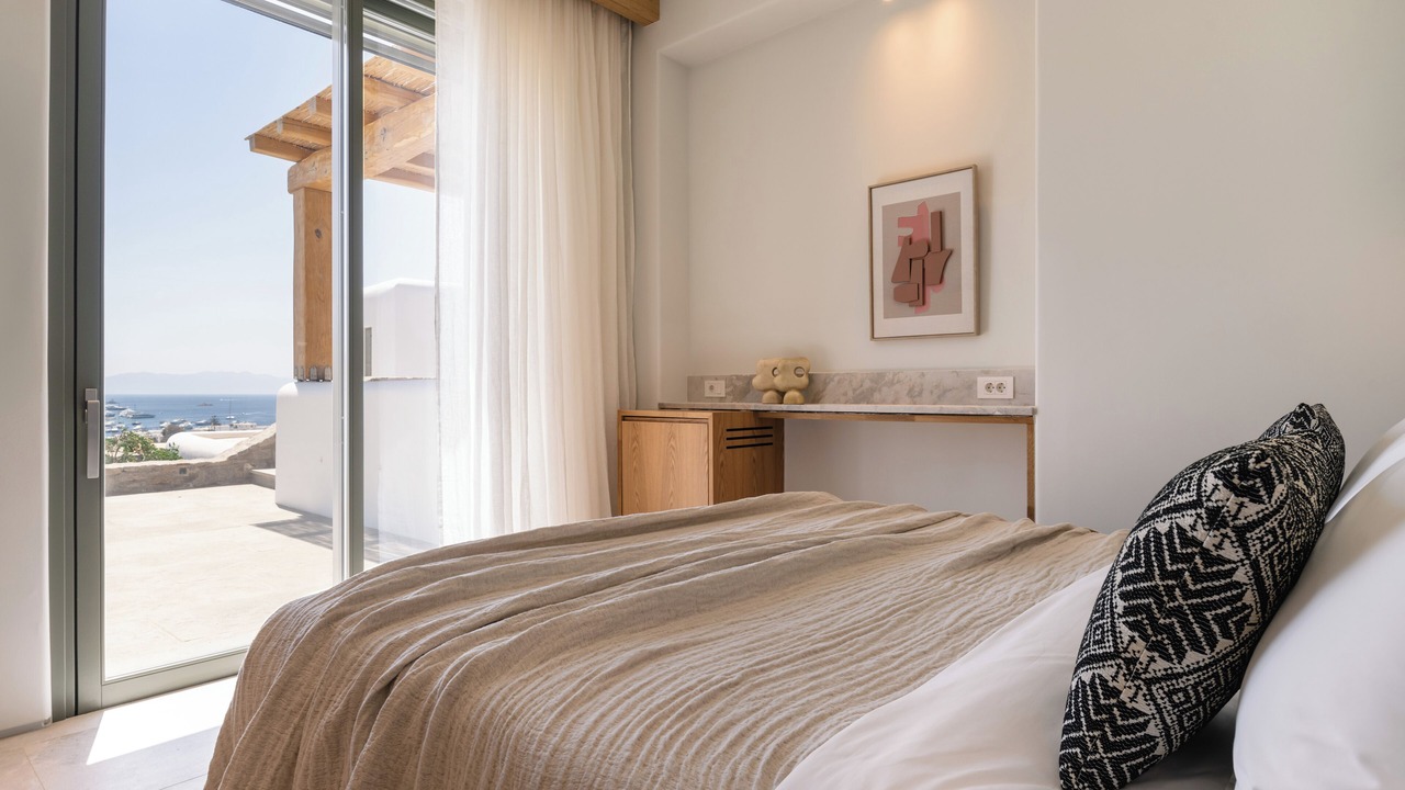 Photo of Bedroom in Ornos