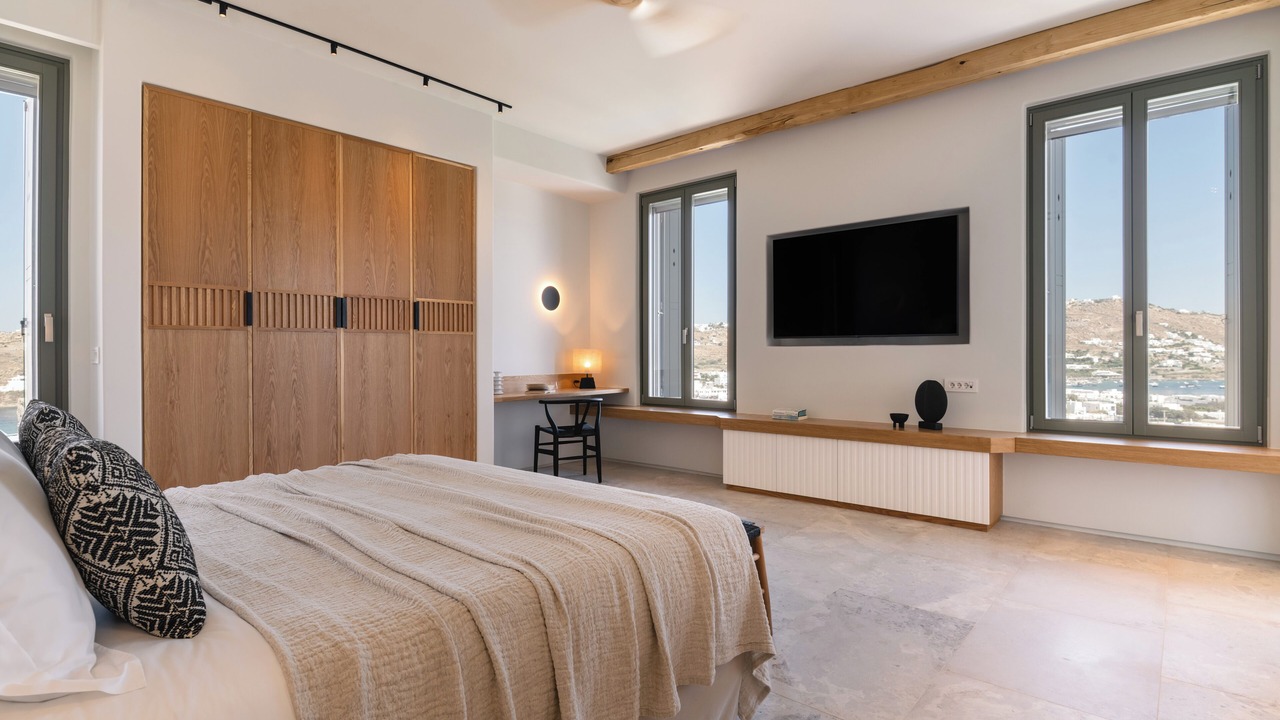 Photo of Bedroom in Ornos