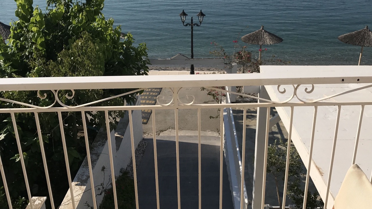 Photo of Bedroom in Sarakiniko