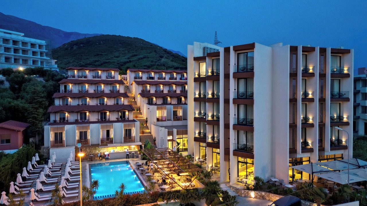 Photo of Outdoor in Radhime