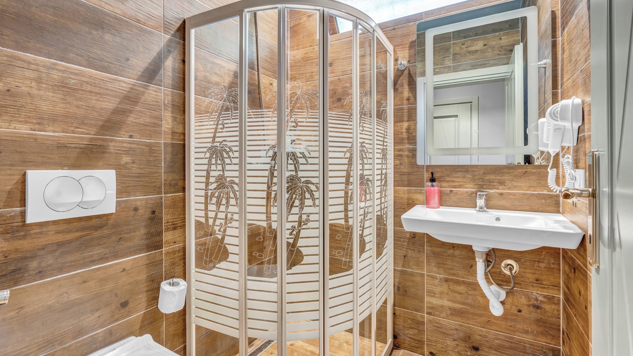 Photo of Bathroom in Elbasan