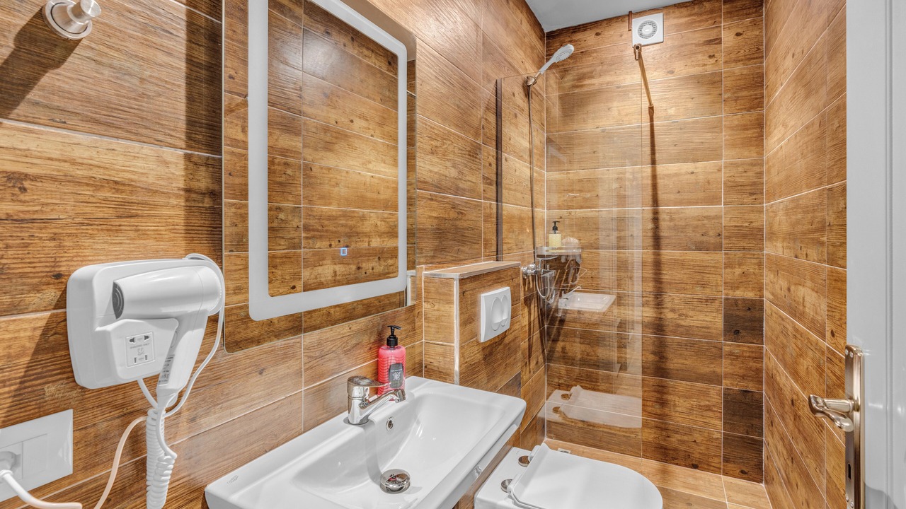Photo of Bathroom in Elbasan