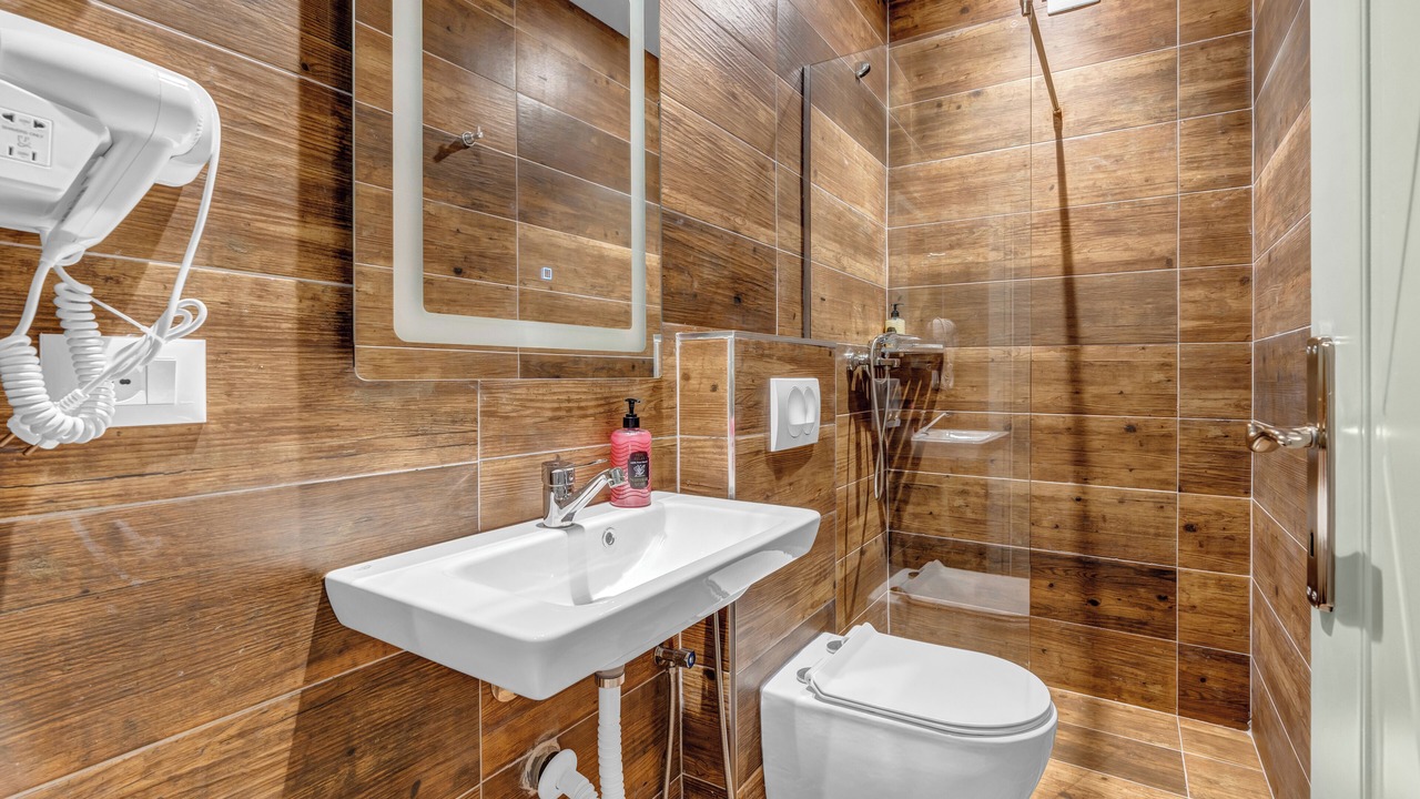 Photo of Bathroom in Elbasan