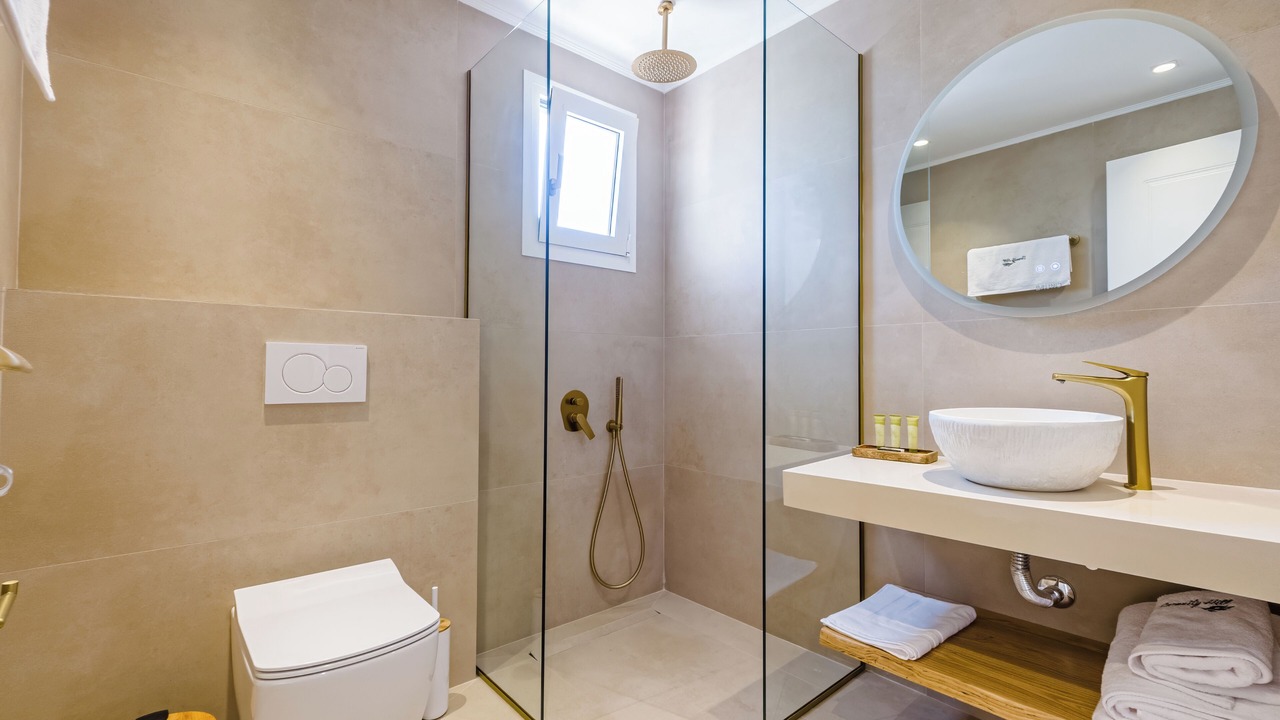 Photo of Bathroom in Paliouri