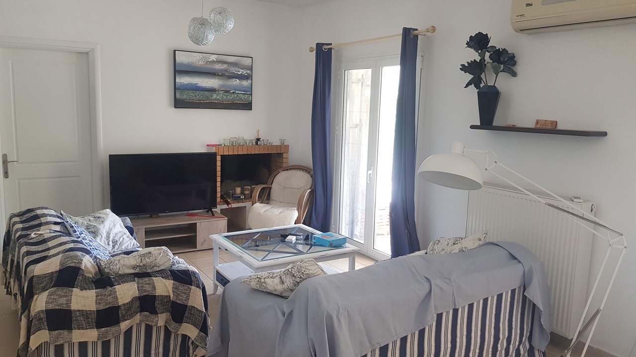 Photo of Livingroom in Poulades