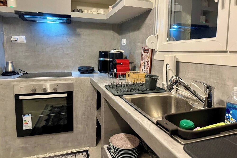 Photo of Kitchen in Volos City Centre
