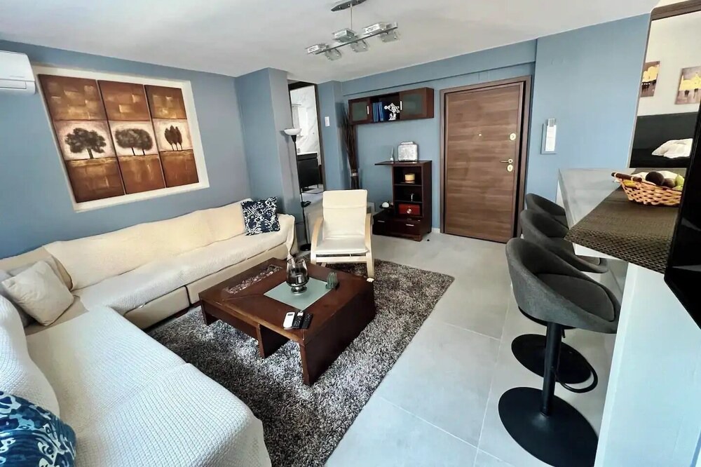 Photo of Livingroom in Volos City Centre