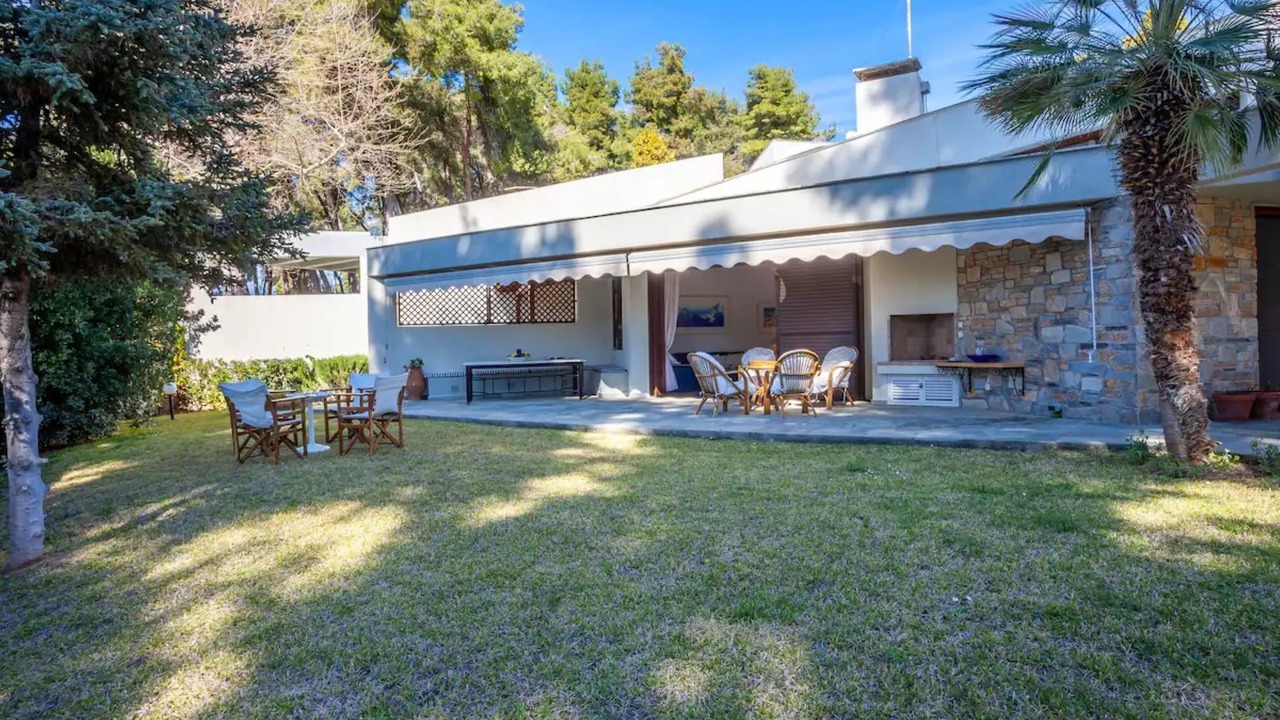 Photo of Outdoor in Sane
