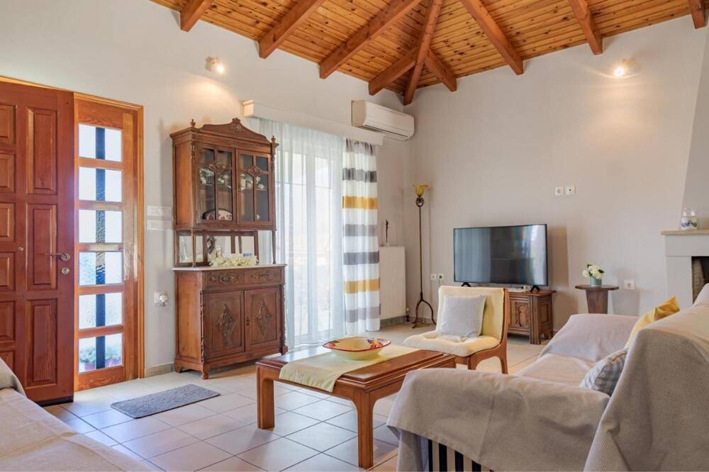 Photo of Livingroom in Kalamaki