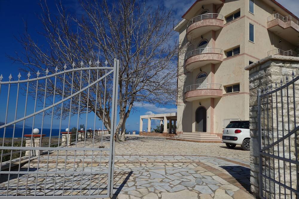 Photo of Outdoor in Orikum