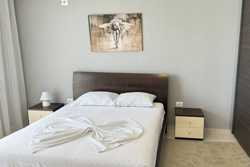 Photo of Bedroom in Durres