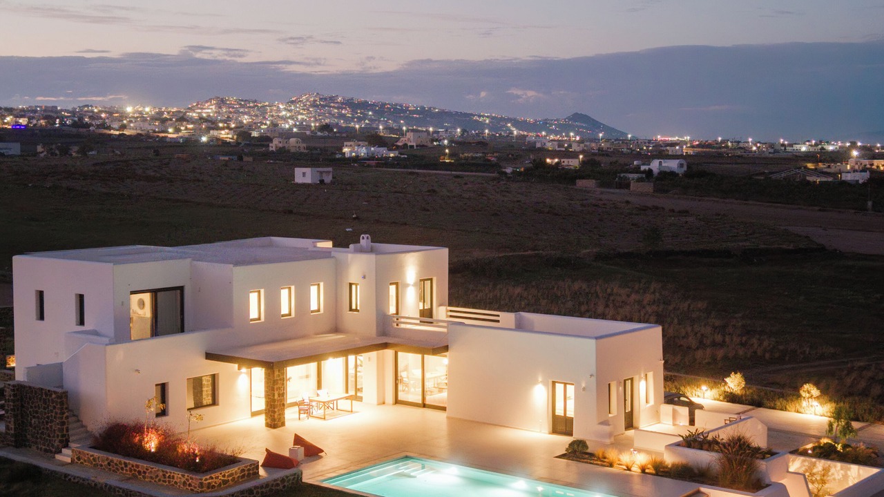 Photo of Outdoor in Kamari