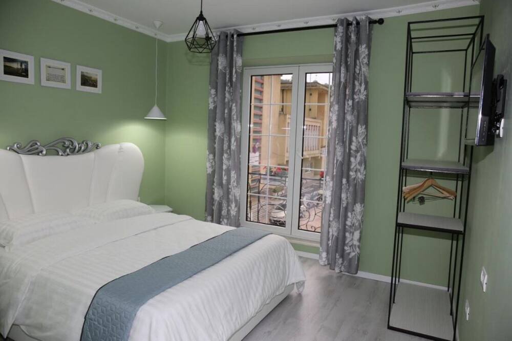 Photo of Bedroom in Permet