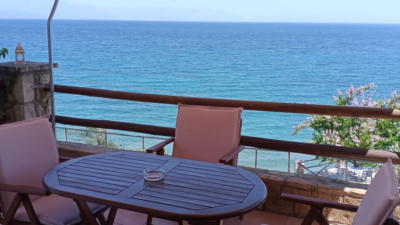 Photo of Outdoor in Aipeia