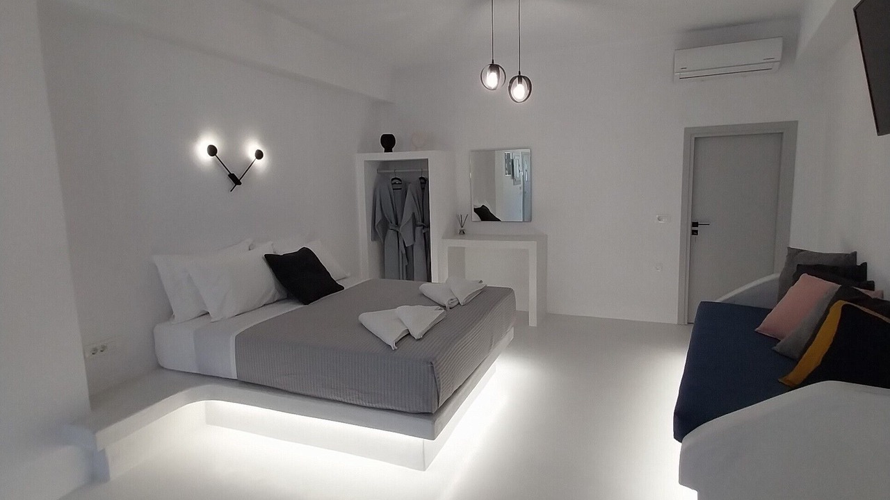 Photo of Bedroom in Perissa