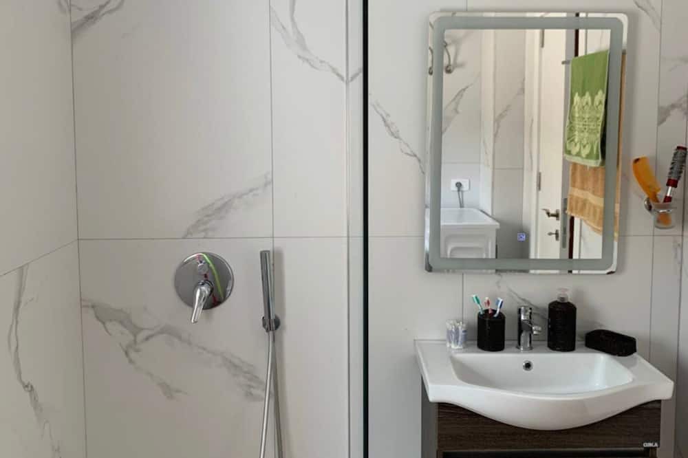 Photo of Bathroom in Jala