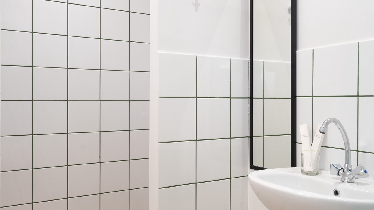Photo of Bathroom in Mets