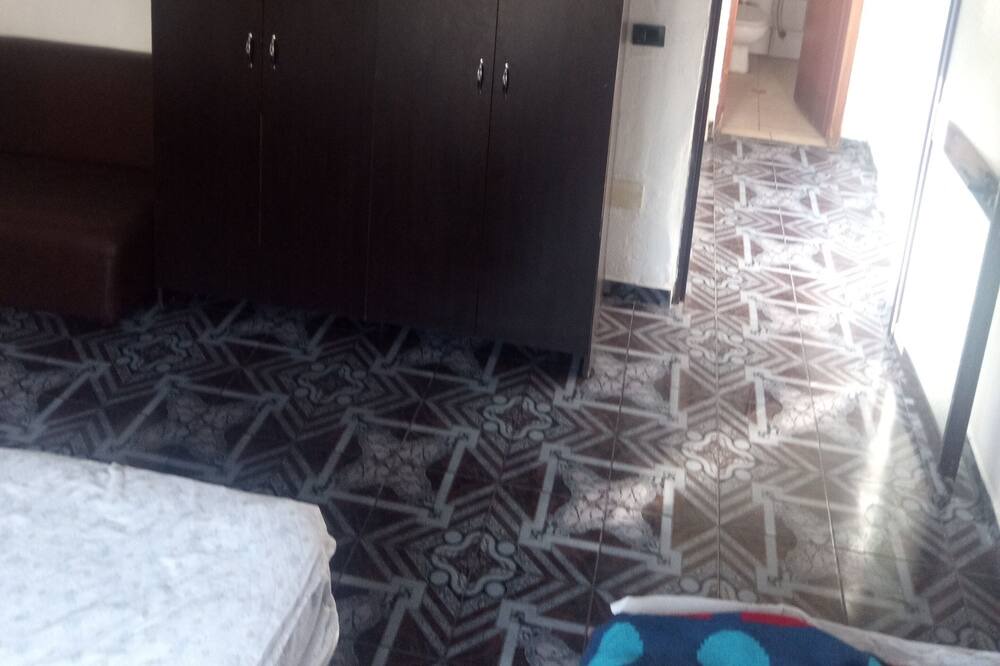 Photo of Bathroom in Qerek