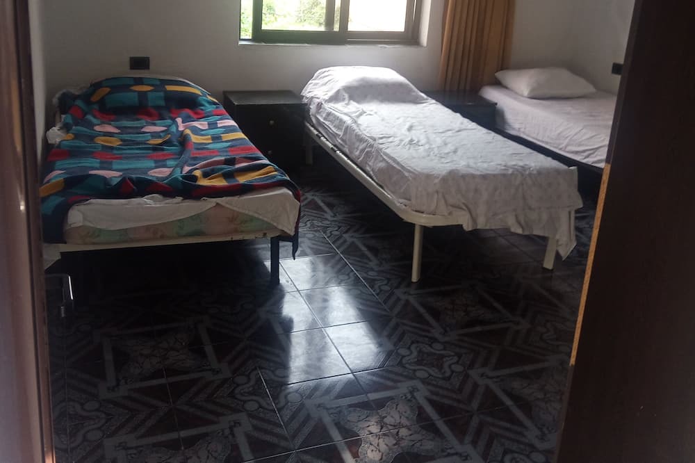 Photo of Bedroom in Qerek