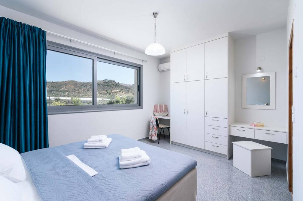 Photo of Bedroom in Petrokefalion