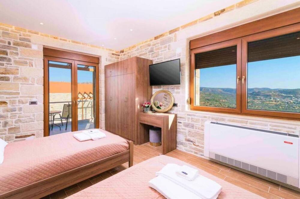 Photo of Bedroom in Kamilari