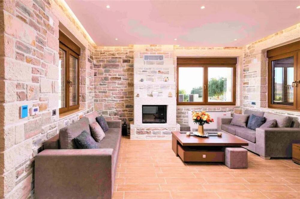 Photo of Livingroom in Kamilari