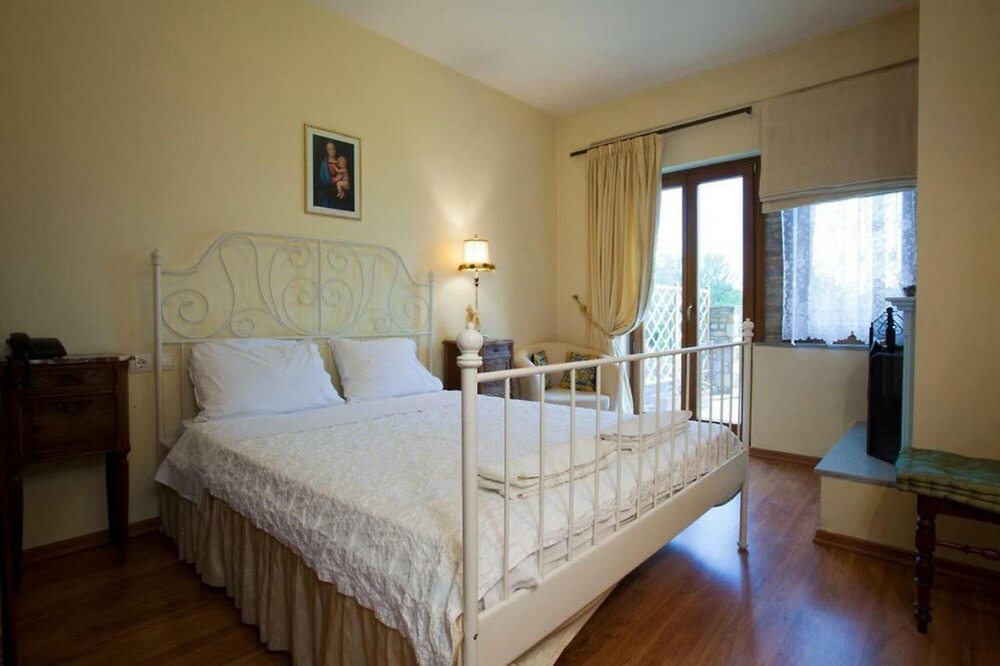 Photo of Bedroom in Portaria