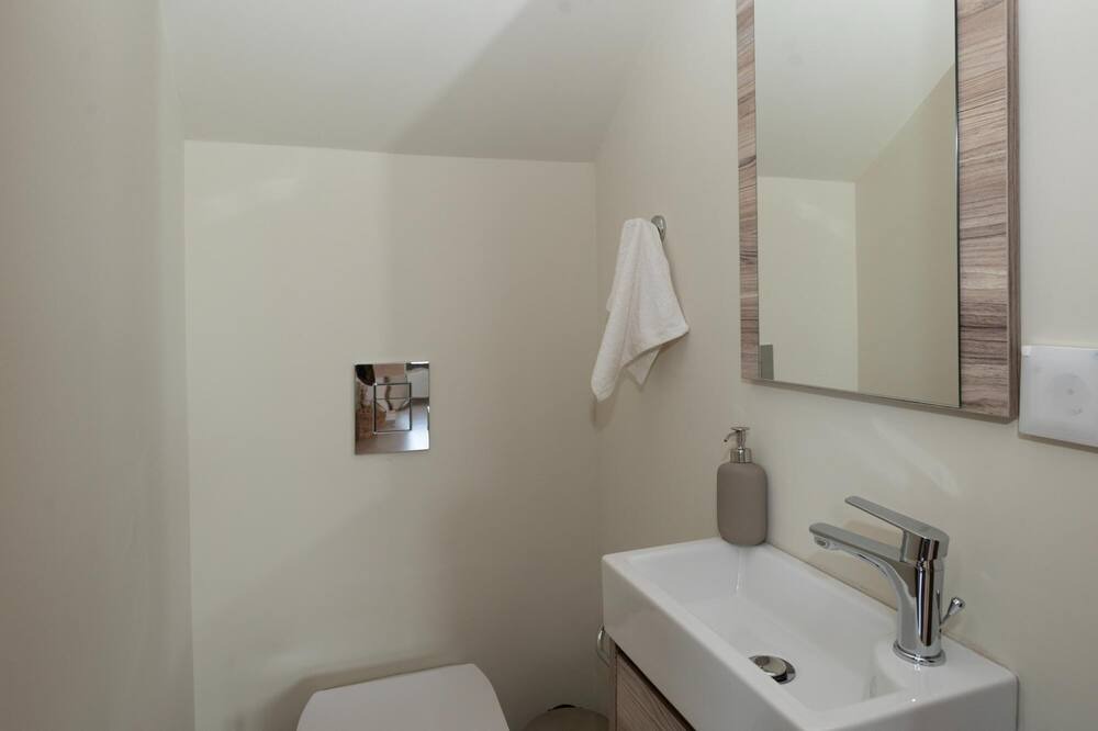 Photo of Bathroom in Pylos-Nestoras