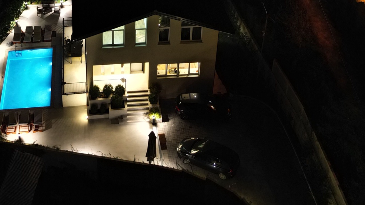 Photo of Others in Mjull-Bathore