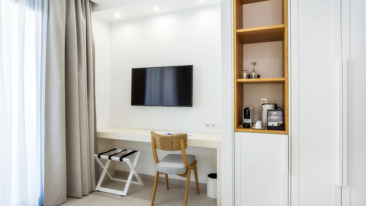 Photo of Bedroom in Golden Beach