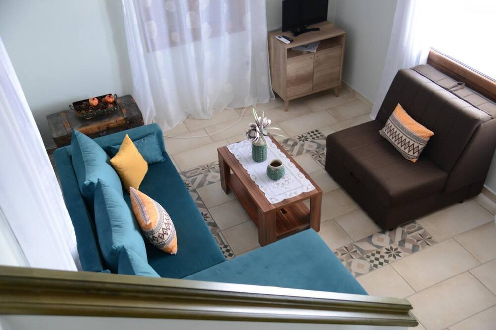 Photo of Livingroom in Sourpi
