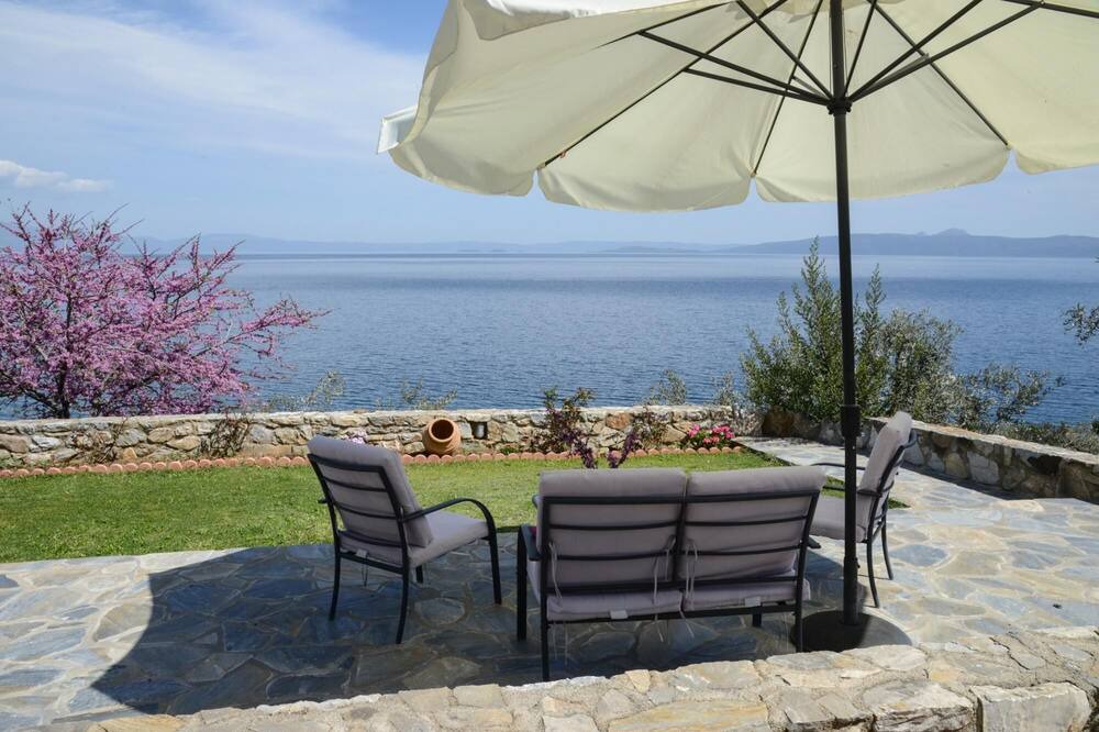 Photo of Outdoor in Sourpi
