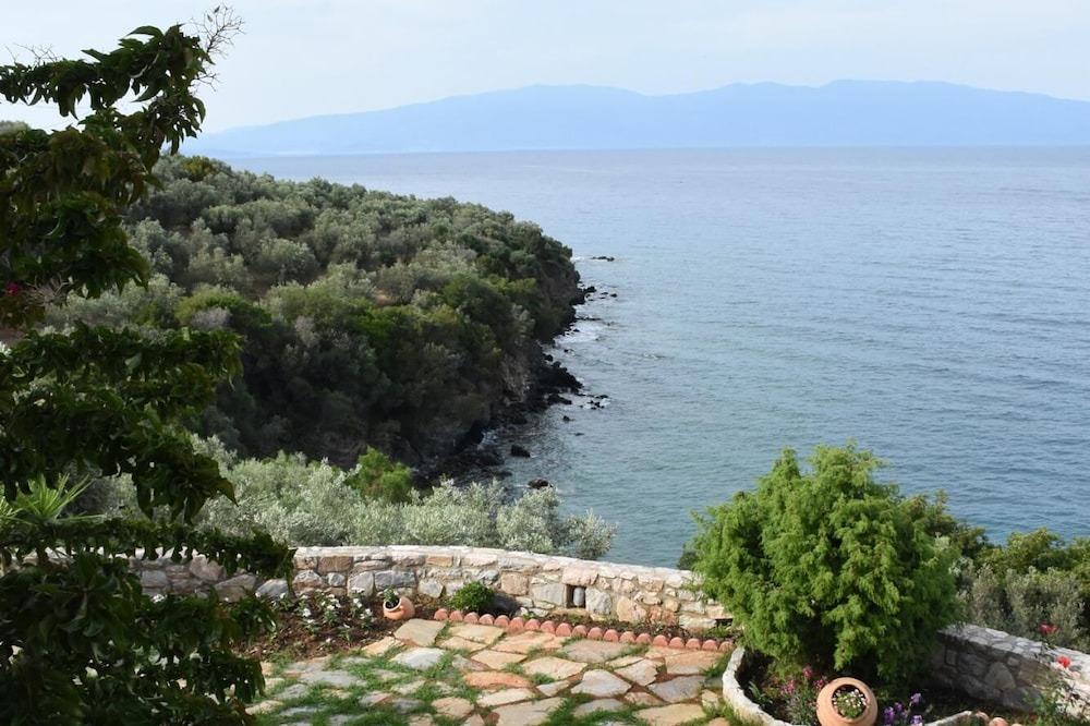 Photo of Outdoor in Sourpi