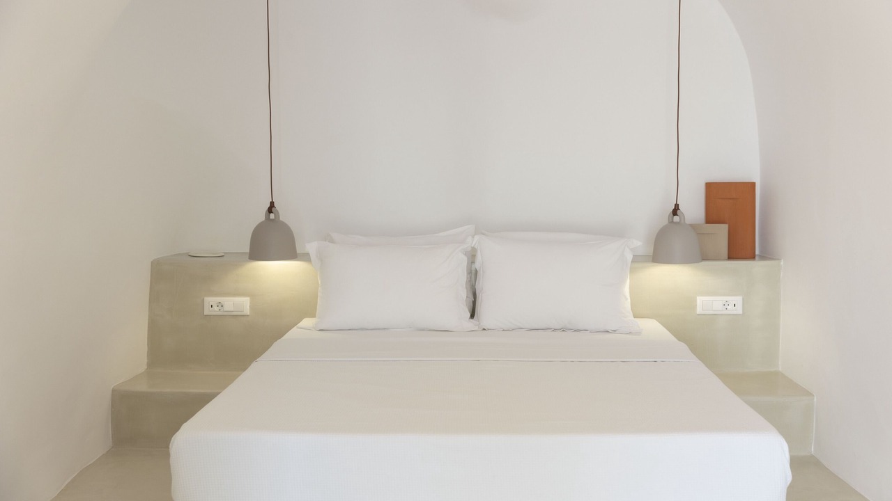 Photo of Bedroom in Oia
