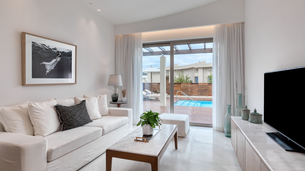 Photo of Bedroom in Messonghi