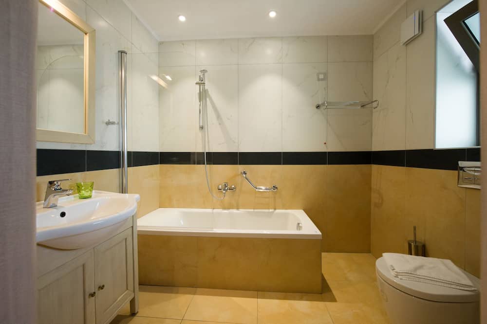 Photo of Bathroom in Parga