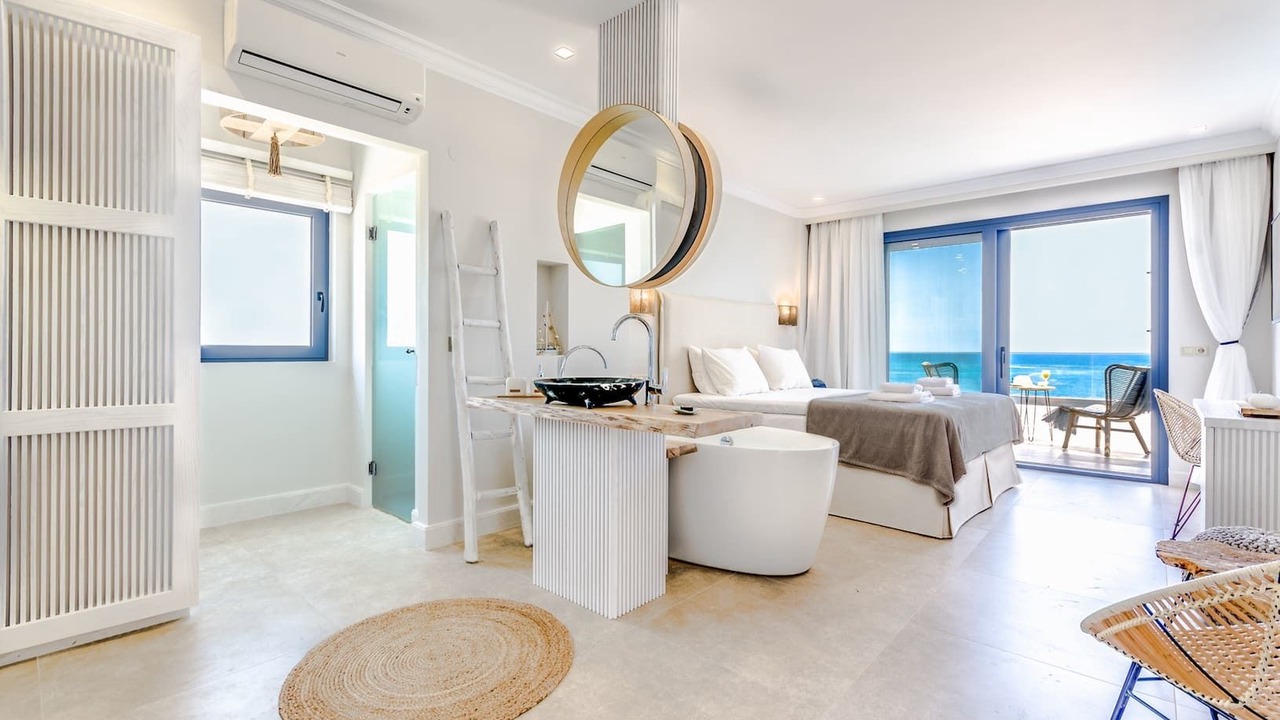 Photo of Bedroom in Malia