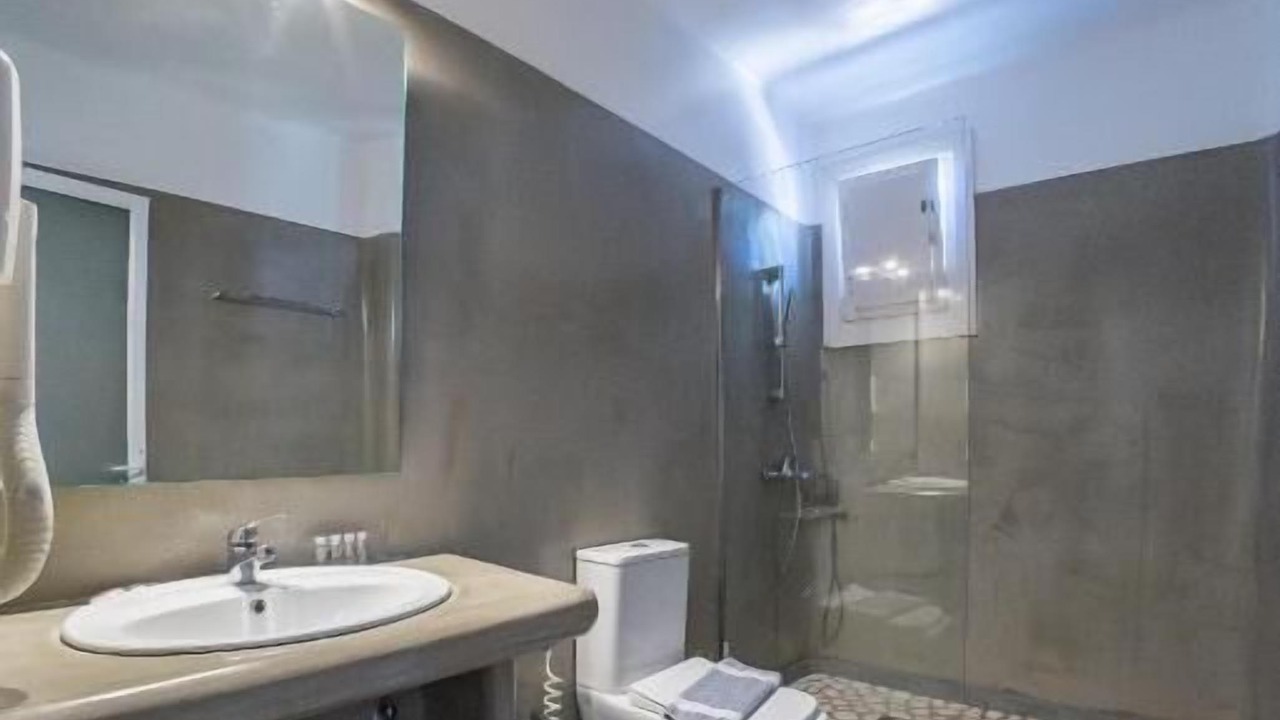 Photo of Bathroom in Paradise