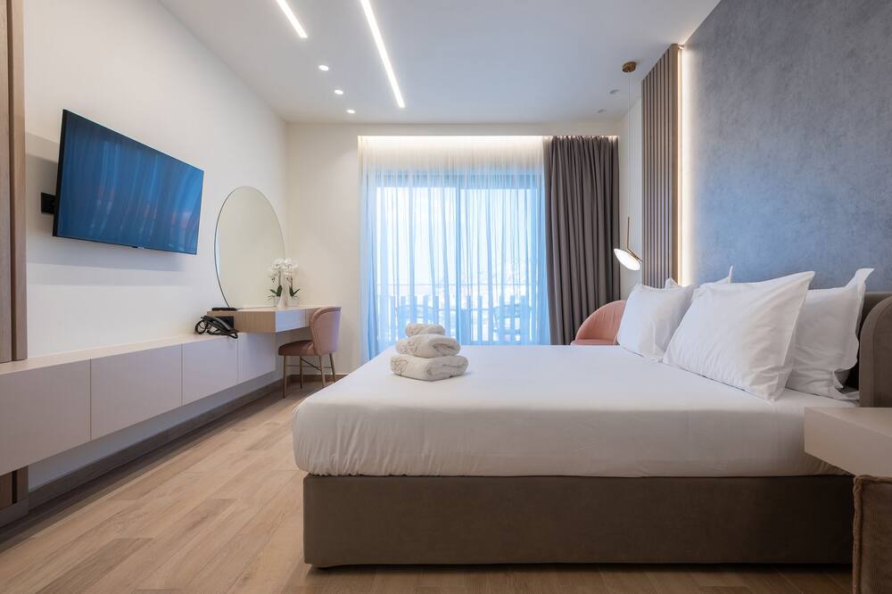 Photo of Bedroom in Myrina